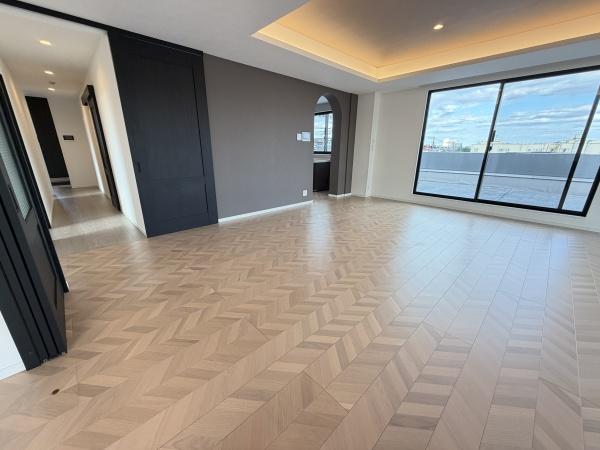 プラチナテラス・ロイロ(リビング)