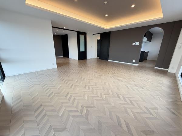 プラチナテラス・ロイロ(リビング)