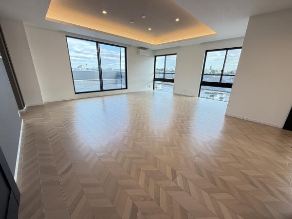 プラチナテラス・ロイロ(リビング)