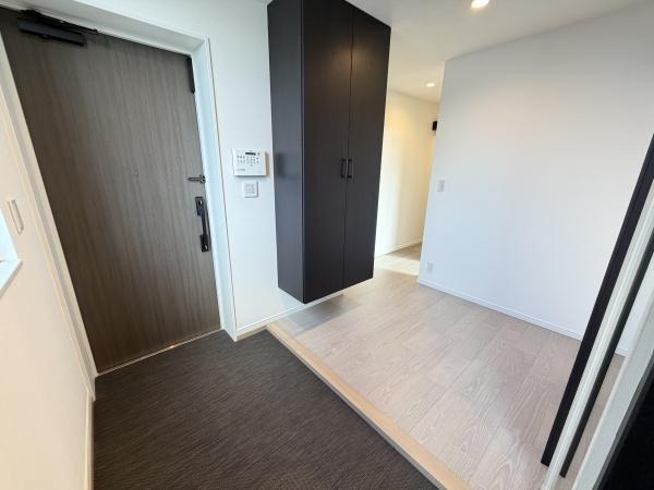 プラチナテラス・ロイロ(玄関)