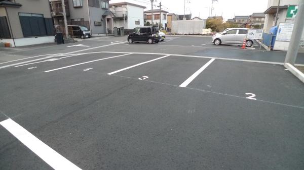 アスナロハイツ(駐車場)