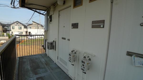 アスナロハイツ(玄関)