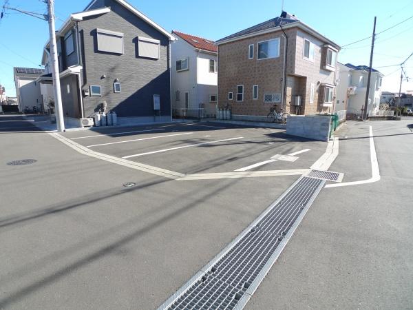 アスナロハイツ(駐車場)