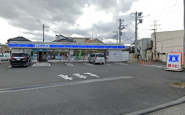 カサブランカ(ローソン中津春日台店)