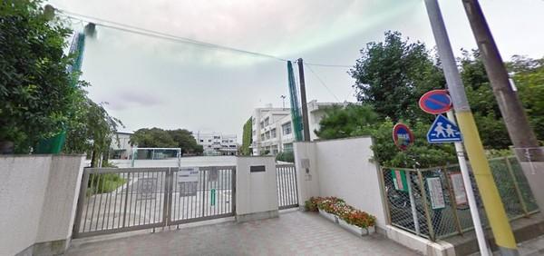 世田谷区松原5丁目のマンション(世田谷区立松原小学校)
