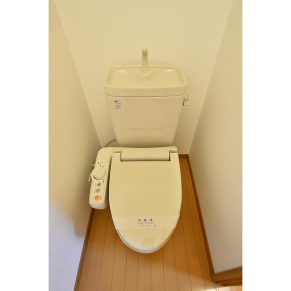 メゾンドピネド　2Ｆ