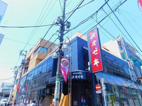 チトフナアパートメント　2Ｆ(スーパーオオゼキ　千歳船橋店)