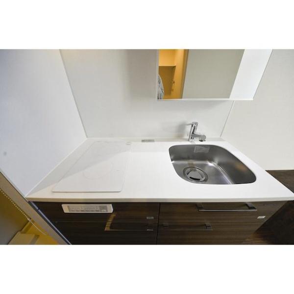 チトフナアパートメント　2Ｆ