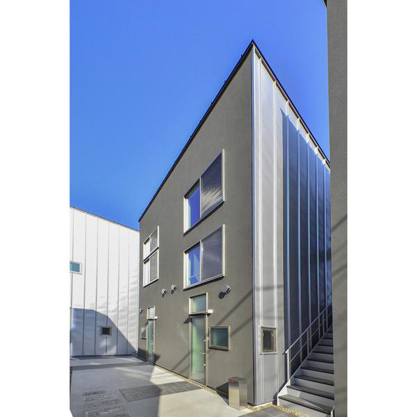 チトフナアパートメント　2Ｆ