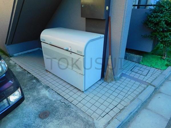 世田谷区羽根木１丁目のマンション