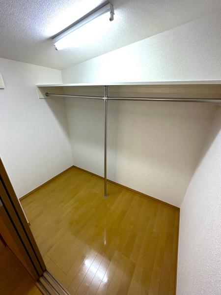 ラ・ステッラ　2F