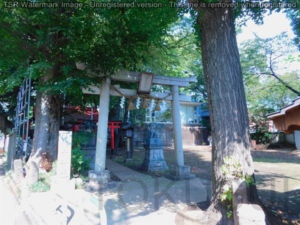 世田谷区松原５丁目のアパート(羽根木神社)