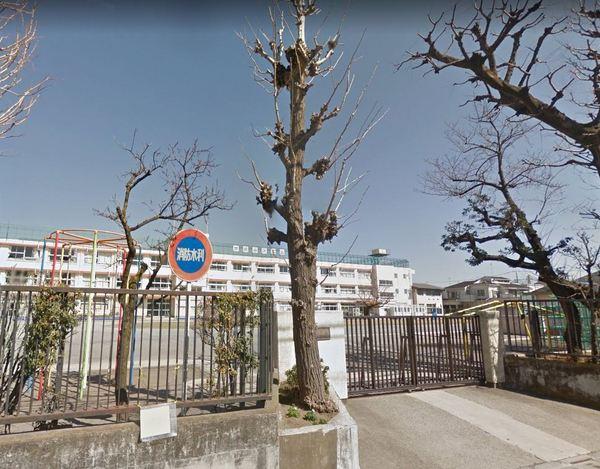 世田谷区世田谷4丁目のマンション(世田谷区立山崎小学校)