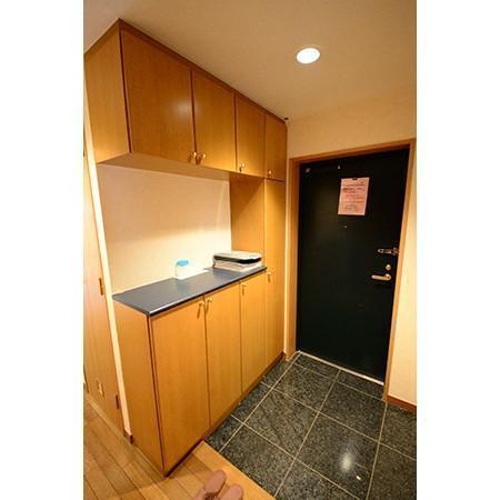 ラ・ファミーユ壱番館　2F