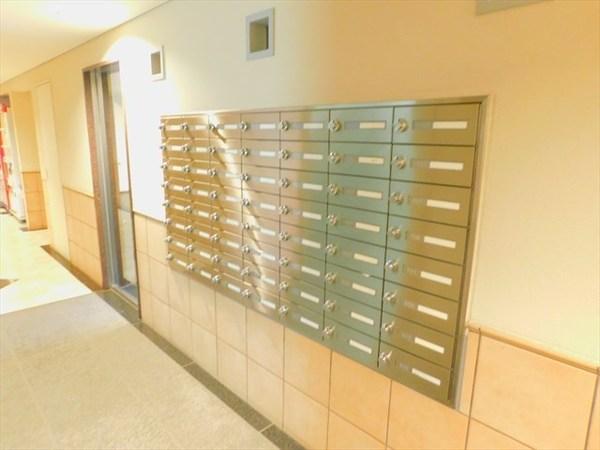 世田谷区羽根木１丁目のマンション