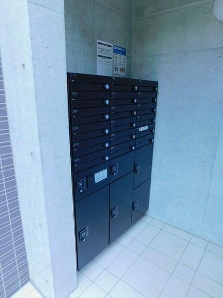 ウェルスクエアイズム明大前　2F