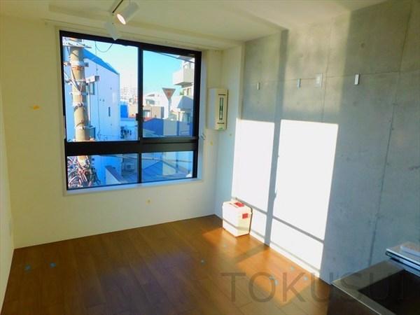 世田谷区羽根木１丁目のマンション