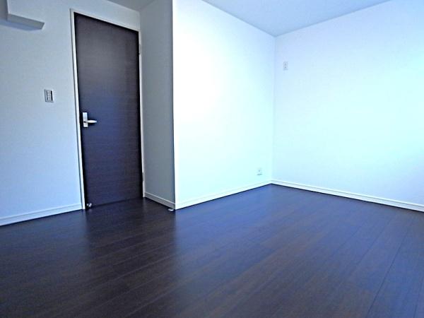 杉並区下高井戸４丁目のアパート