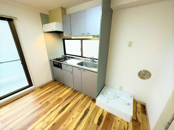 世田谷区羽根木１丁目のマンション