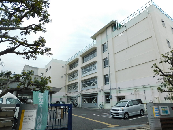 世田谷区松原２丁目のマンション(世田谷区立梅丘中学校)