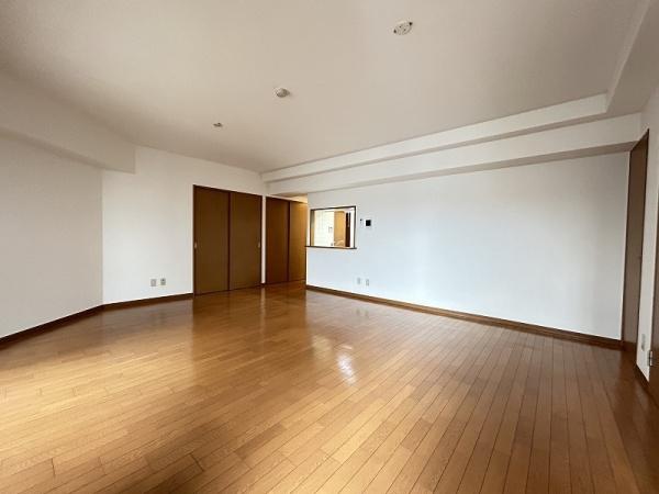 世田谷区羽根木１丁目のマンション
