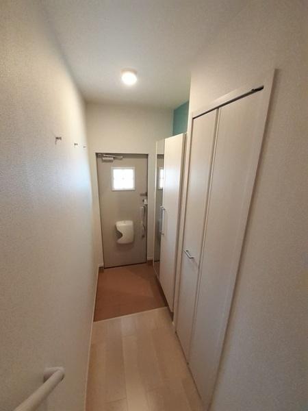 四街道市下志津新田のアパート