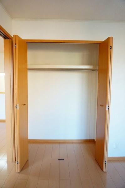 四街道市もねの里２丁目のアパート