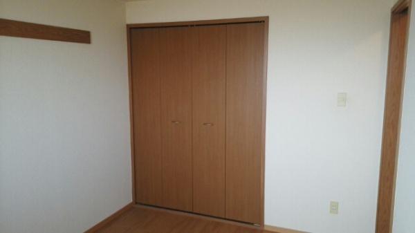八街市八街ほのアパート
