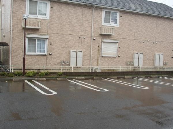 八街市文違のアパート