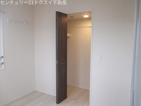印旛郡酒々井町中川のアパート