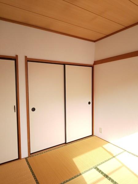ハイツ小池