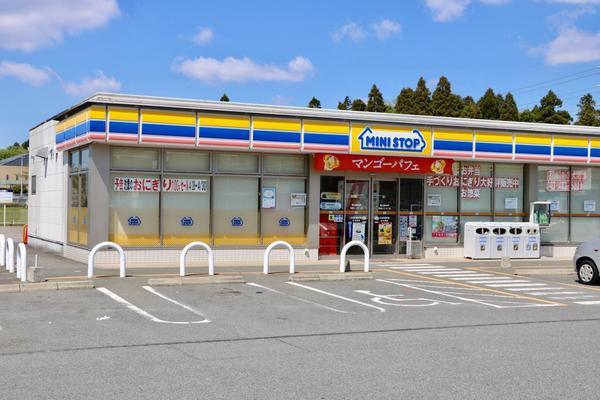 佐倉市城のアパート(ミニストップ佐倉インター店)