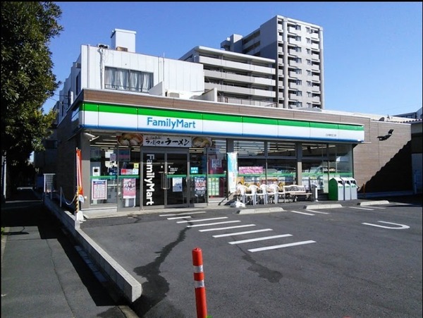 佐倉市王子台１丁目のマンション(ファミリーマート臼井駅北口店)