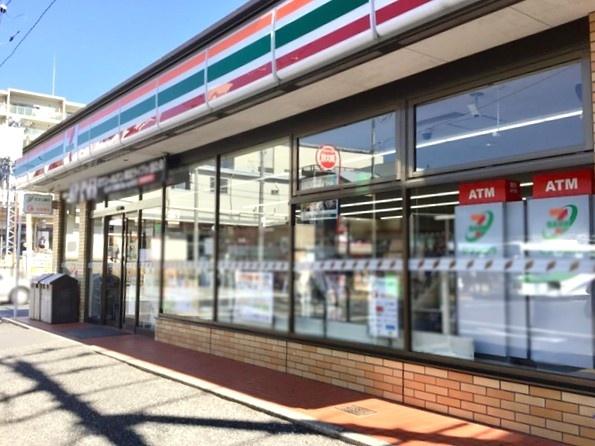 佐倉市鍋山町のアパート(セブンイレブン京成佐倉駅前店)