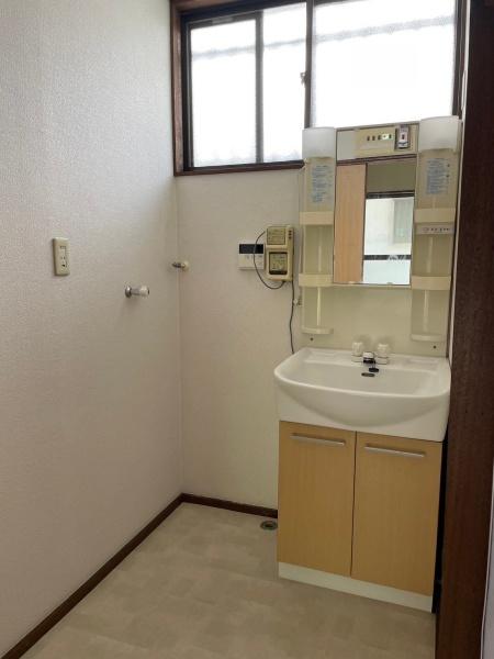 樹木町　貸家