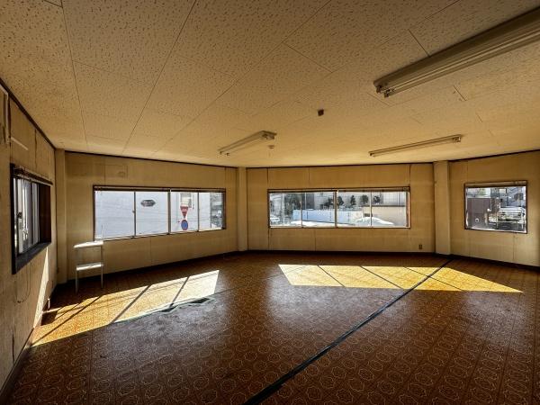 王子台1丁目　貸店舗・事務所2階