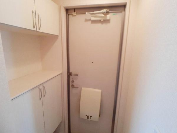 四街道市大日のアパート