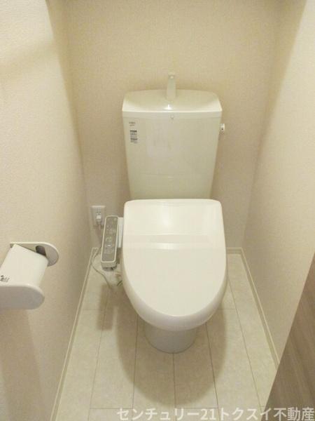 トゥジュール