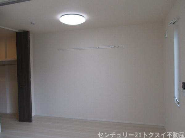 印旛郡酒々井町中川のアパート