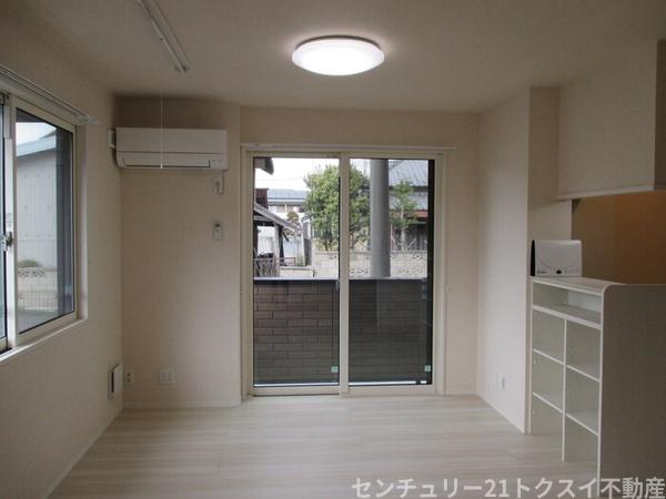 印旛郡酒々井町中川のアパート