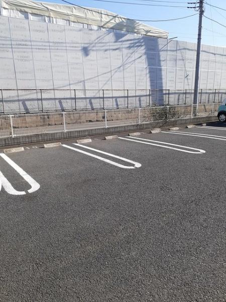 四街道市大日のアパート