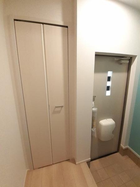 四街道市下志津新田のアパート