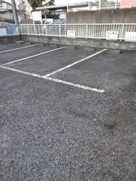 八街市富山のアパート