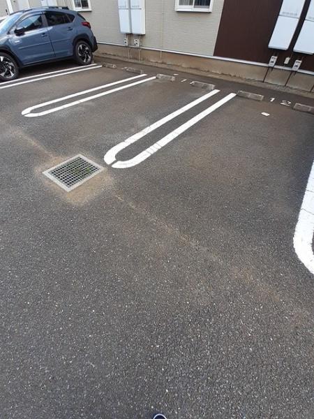 四街道市和良比のアパート