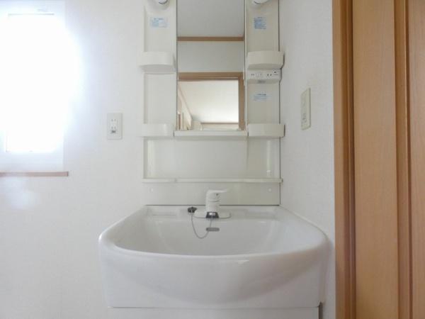 八街市八街ほのアパート