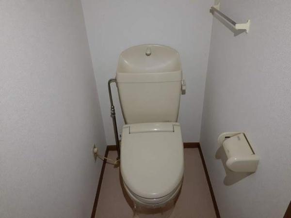 八街市八街ほのアパート