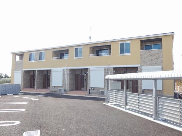 八街市八街ほのアパート