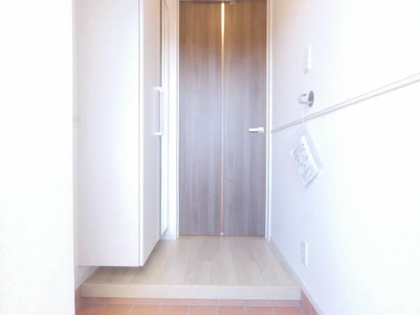 八街市八街ほのアパート