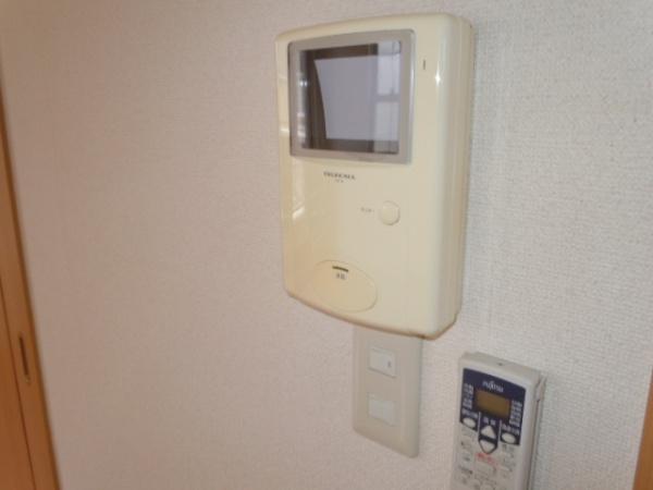 八街市八街ほのアパート