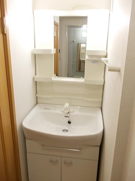 八街市大木のアパート